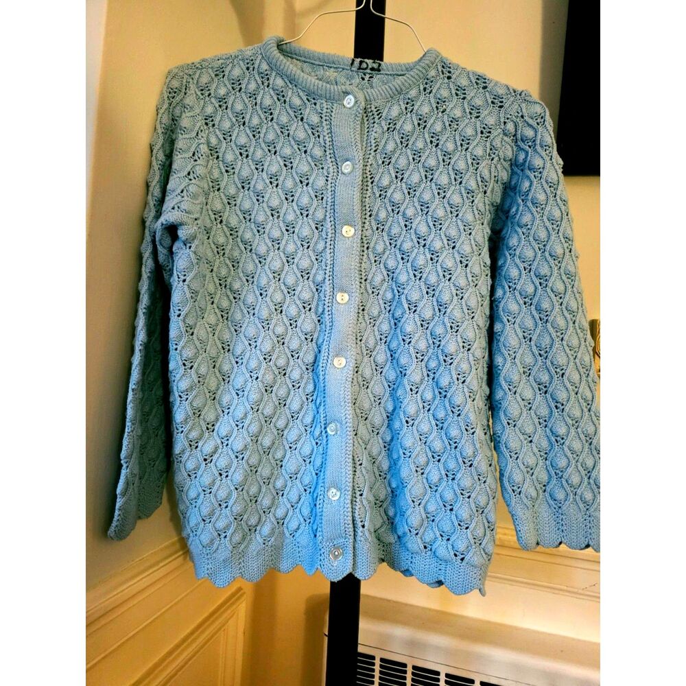 Vintage Baby Blue Knit Cardigan Sweater Scallop Hem Sz M